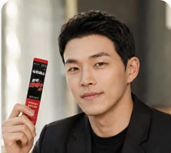 배우 도유이 화깨수를 들고 있는 모습